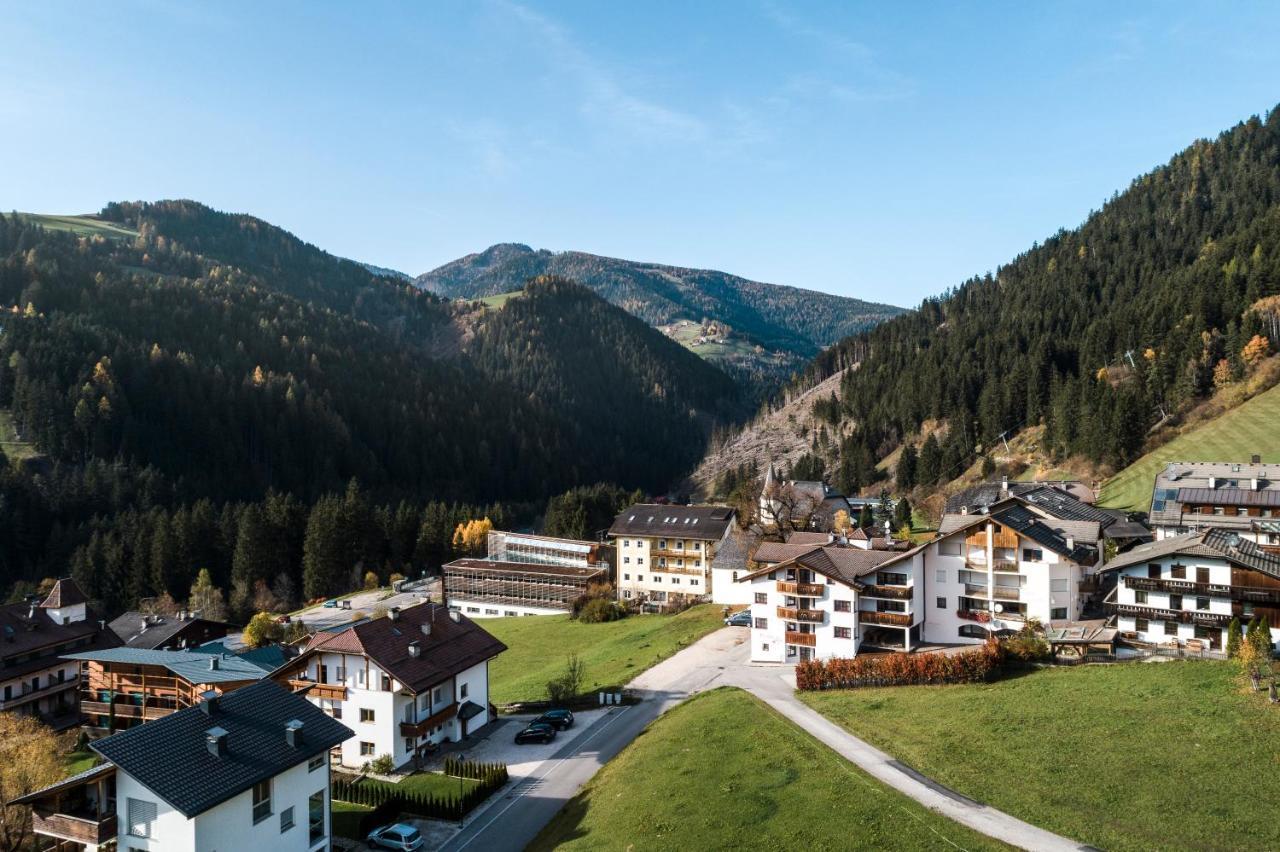 Piculin Alpin Apartments 산 마르티노 인 바디아 외부 사진